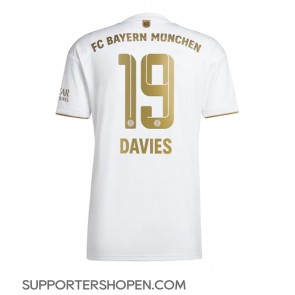 Bayern Munich Alphonso Davies #19 Borta Matchtröja 2022-23 Kortärmad